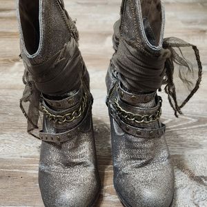 Women's Ankle boots size 8.5